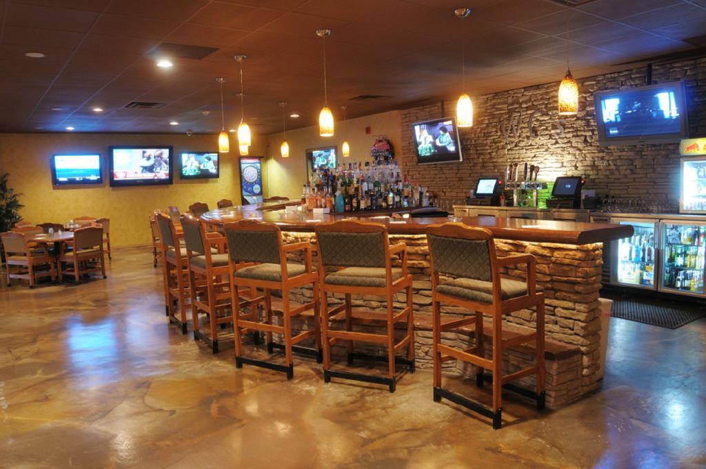 Moberly Inn & Suites מראה חיצוני תמונה