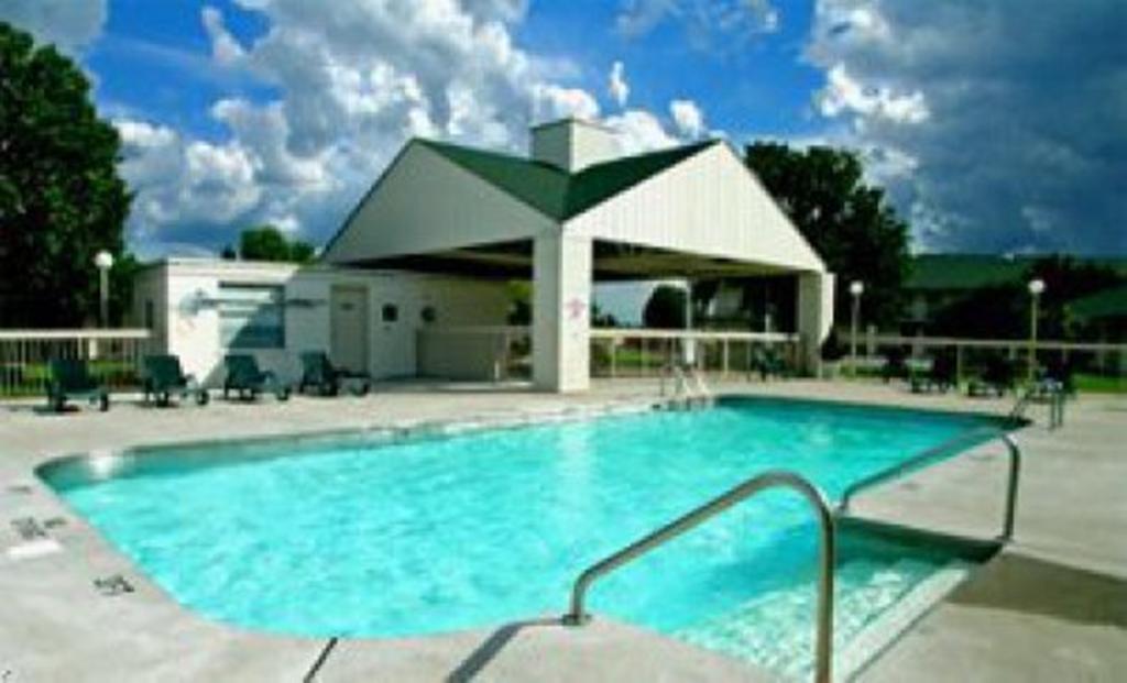 Moberly Inn & Suites מתקנים תמונה